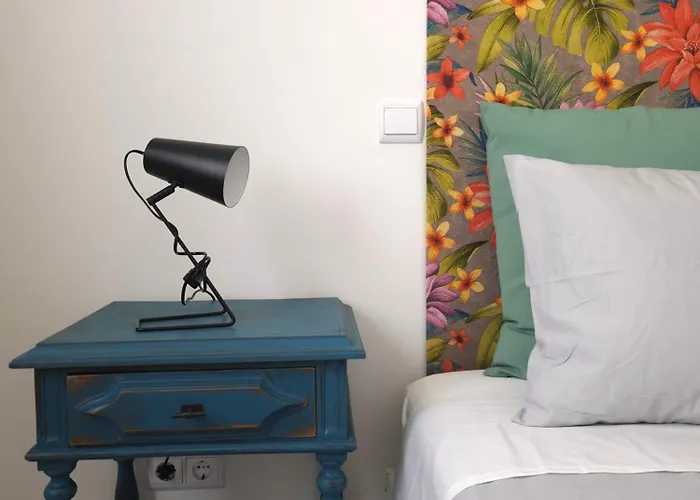 Casinhas Da Ajuda Nº 9-1 *