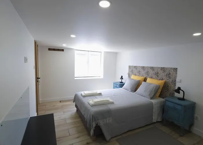 Casinhas Da Ajuda Nº 9-1 * Lisboa