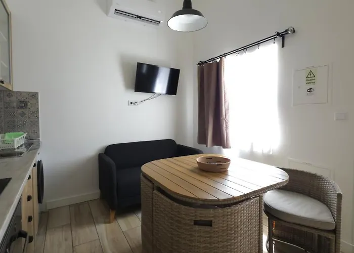 Casinhas Da Ajuda Nº 9-1