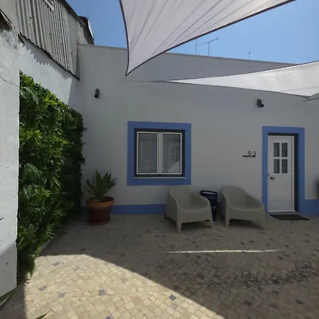 Casinhas Da Ajuda Nº 9-1 *